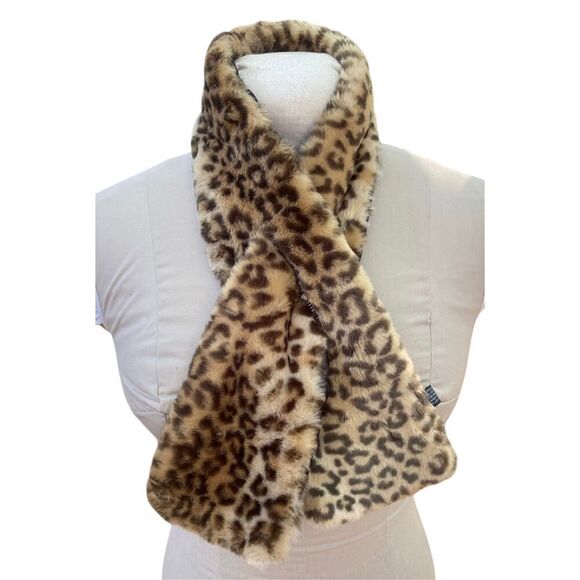 No Brand Accessories - Faux Fur Cheetah Pull-Through Scarf /Collar